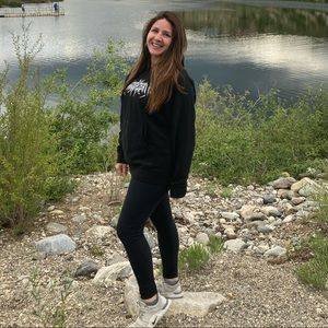 Meet your Posher, Donieal